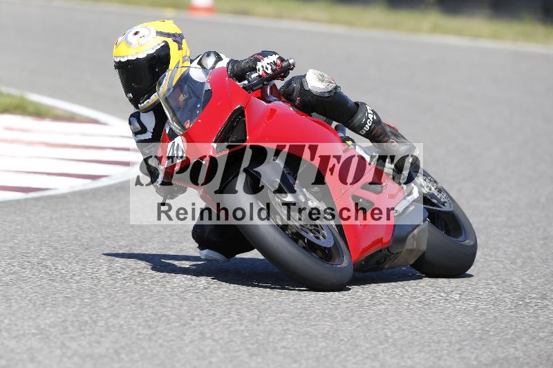 Archiv-2025/48 25.08.2025 Cornu Master School ADR/rot-rouge/40